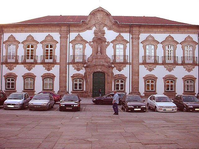 Edifício da Câmara Municipal de Braga - Braga | All About