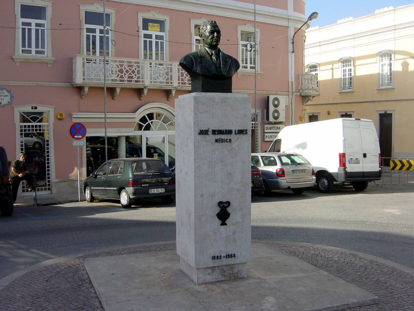 Busto de José Bernardo Lopes