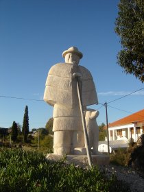 Estátua de Homenagem ao Pastor