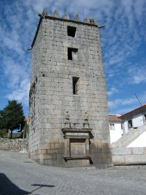 Torre do Relógio / Torre Ameada