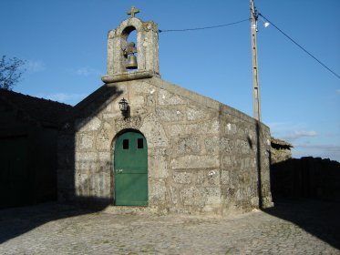 Capela de Santo António de Mouções / Capela de Santo António de Monções