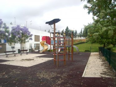 Parque Infantil "Nosso Tecto"