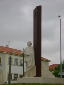 Escultura de Homenagem a Dom Nuno Álvares Pereira