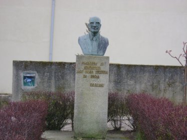 Busto de José Maria Teixeira da Rocha