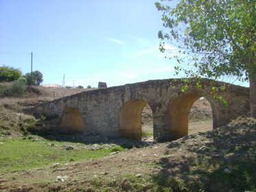 Ponte Antiga sobre a Ribeira de Cobres
