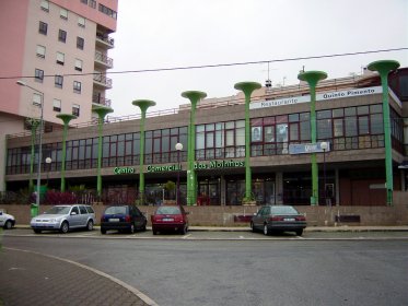 Centro Comercial dos Moinhos