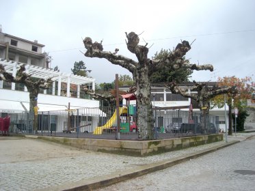 Parque infantil de Vila Meã