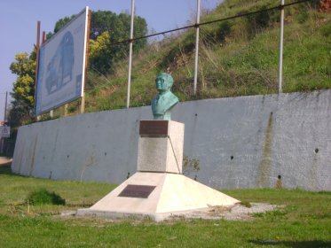 Busto de Homero António Daniel José Pimentel