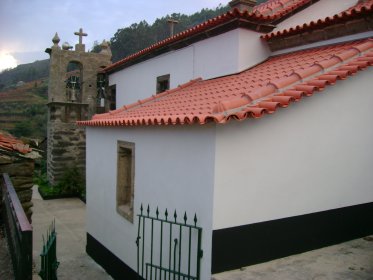 Igreja Matriz de Santa Maria de Teixeiró