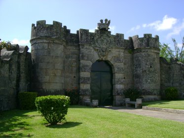 Portal de Pedra da Quinta dos Pedregais