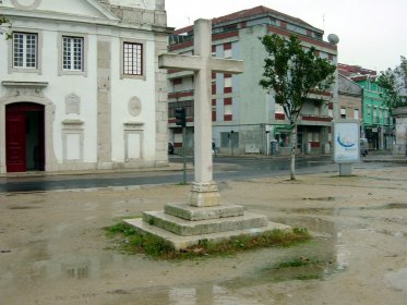Cruzeiro da Praça Bento de Jesus Caraça