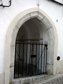 Portal Gótico da Rua do Sarilho