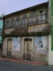 Casa no Largo Doutor António de Almeida