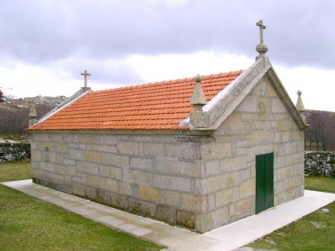 Capela da Serra de Barrosas