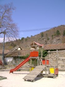 Parque Infantil de Covas do Barroso