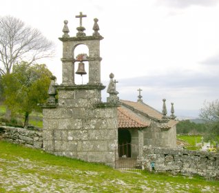 Capela de Curros