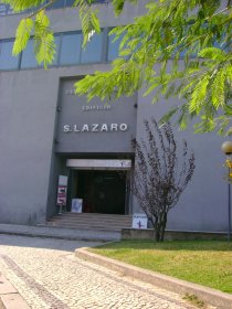 Centro Comercial São Lázaro