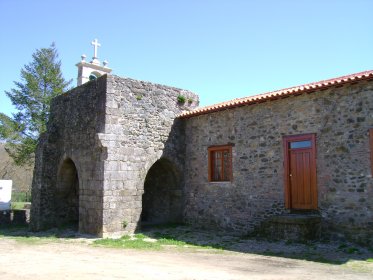 Igreja e Mosteiro de São Salvador de Castro de Avelãs
