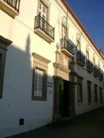 Palácio Visconde Olivã e Jardins / Biblioteca Municipal de Campo Maior