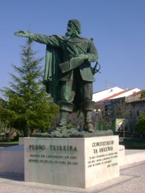 Monumento a Pedro Teixeira
