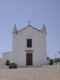 Igreja de São Tiago / Igreja Matriz de Entradas