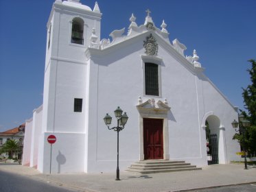 Igreja das Chagas do Salvador / Igreja de Nossa Senhora dos Remédios