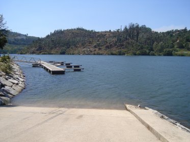 Cais Fluvial de Escamarão