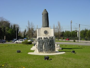Estátua de Bissaya Barreto