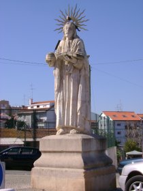 Estátua de São João