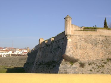 Muralhas e Obras Anexas da Praça de Elvas