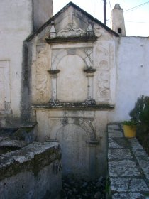 Fonte de Santa Maria de Estremoz