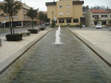 Fonte da Praça Cónego Leite Araújo