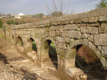 Aqueduto de Pombeiro de Ribavizela