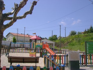 Parque Infantil do Largo de São Pedro