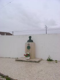 Busto de Manuel Marques Sardão