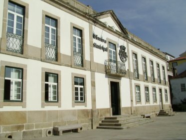 Edifício da Câmara Municipal de Fornos de Algodres