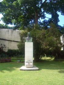 Busto do Doutor João Abel de Freitas