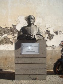 Busto do Cónego Doutor Francisco Fulgêncio Andrade