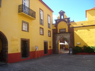 Museu de Arte Contemporânea - Fortaleza de Santiago
