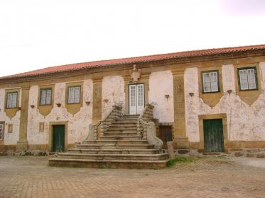 Solar Dom Nuno Frazão e Capela de Santa Maria Madalena