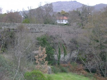 Ponte e Calçada Romanas em Aldeia Viçosa