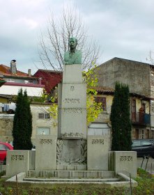 Busto de João Franco