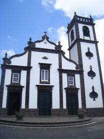 Igreja Paroquial do Cabouco