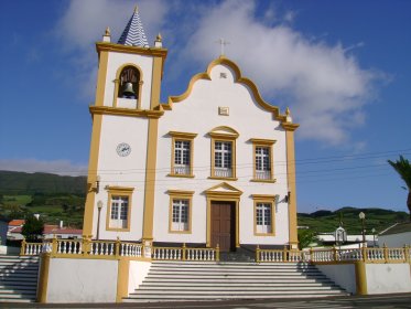 Igreja Matriz de Doze Ribeiras