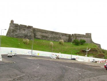 Castelo de São Sebastião / Pousada de Angra do Heroísmo