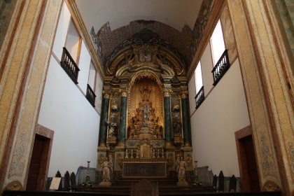 Antigo Convento e Igreja de São Francisco / Museu de Angra do Heroísmo