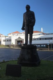 Estátua do Duque D'Ávila e Bolama