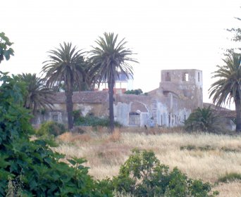 Ruínas do Antigo Convento dos Frades Trinos / Ruínas do Antigo Convento da Trindade
