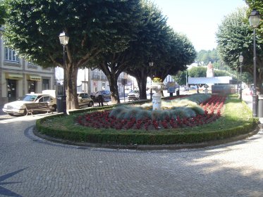 Jardim da Avenida Visconde Guedes Teixeira