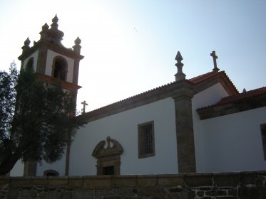 Igreja Matriz de São Miguel de Lazarim